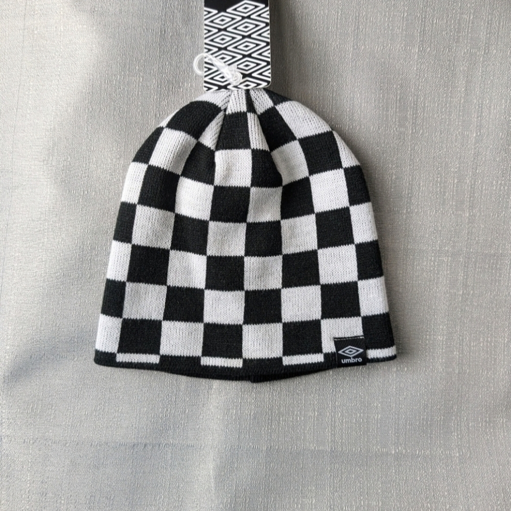 Umbro Checkered Beanie Hat NEW!